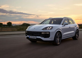 Porsche Cayenne Turbo E-Hybrid EV
